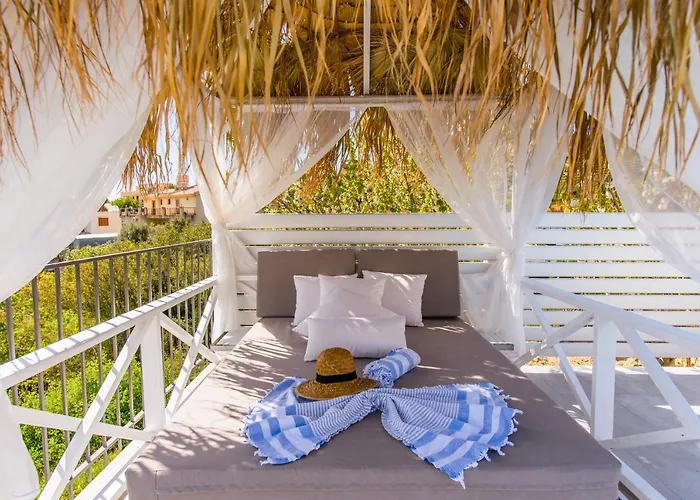 Alkiviades Вилла *