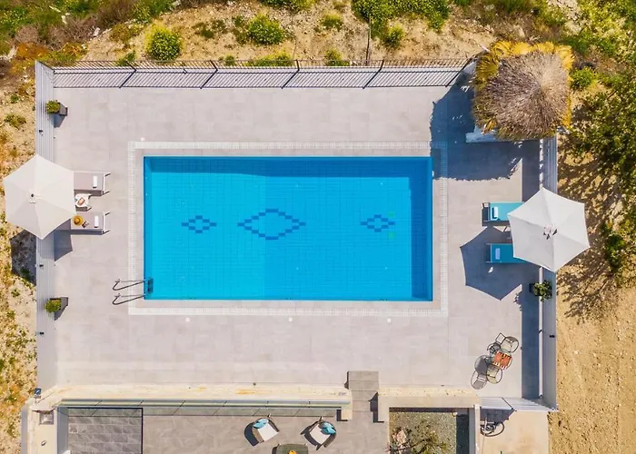 Вилла Alkiviades