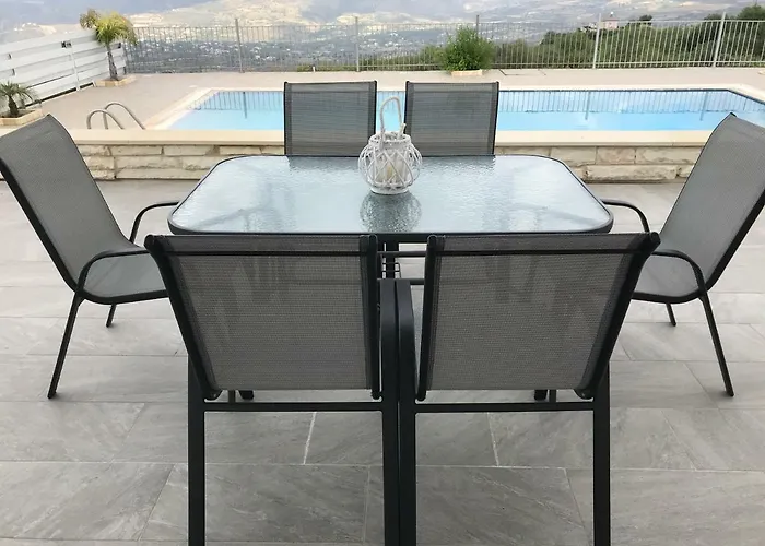 Alkiviades Villa Theletra