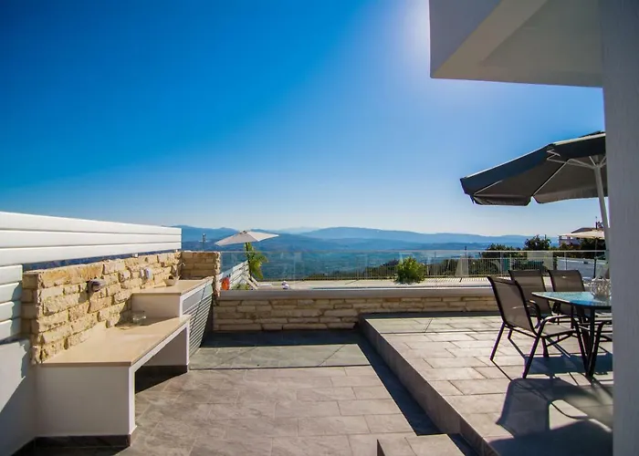 Alkiviades * Theletra